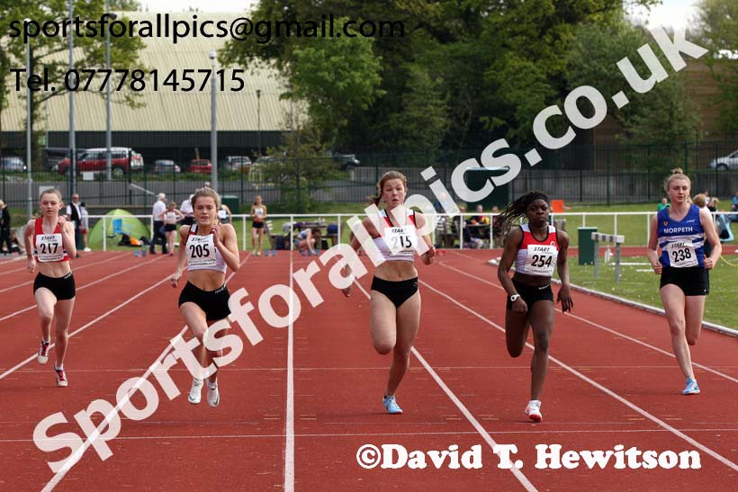Womens under-17s 100 metres, 2019 North Eastern Track and Field Champs., Middlesbrough. Photo:  David T. Hewitson/Sports for All Pics